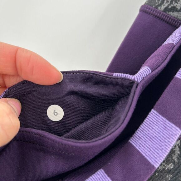 LULULEMON Purple Mid Rise Flare Workout Athletic Leggings Groove Pants Size 6 - Picture 11 of 12